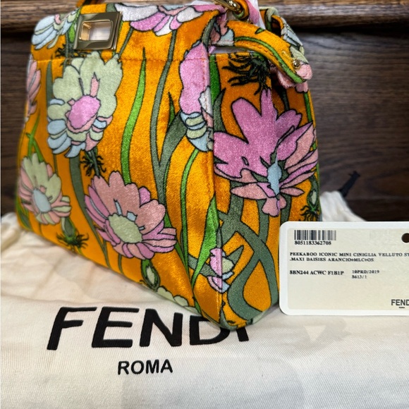 Mini Fendi Peekaboo - Picture 2 of 2